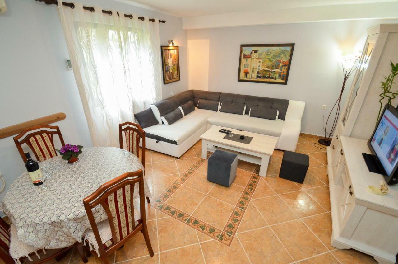 Apartment Buki Kotor Ngoại thất bức ảnh