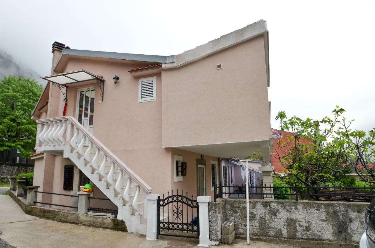 Apartment Buki Kotor Ngoại thất bức ảnh